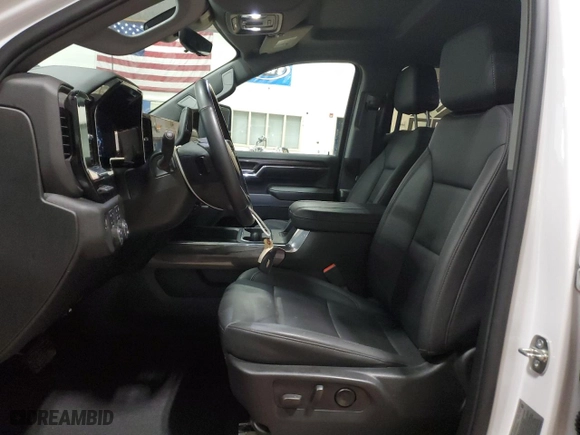 2024 Chevrolet Silverado 2500HD LTZ with VIN 2GC4YPE72R1209816, listed as a Copart auction lot 85119334 with 16,931 mi miles and Salvage Title. Bid and sale history available at carsss.com. Image 7.