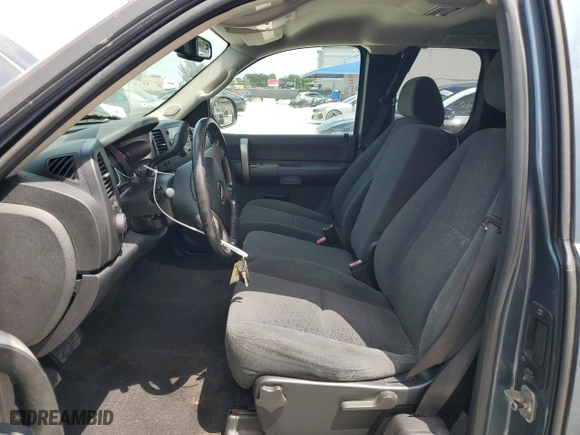 2008 Chevrolet Silverado 1500 LT w/1LT with VIN 2GCEC19J781109084, listed as a Copart auction lot 52862435 with 145,760 mi miles and Salvage Title. Bid and sale history available at carsss.com. Image 7.