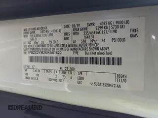 2019 Ford Transit Passenger XL z VIN 1FBZX2YM2KKA81620, wystawiony jako IAAI lot #41419895 z przebiegiem 189 196 mil mil oraz . Historia ofert i sprzedaży dostępna na DreamBid. Obrazek 9.