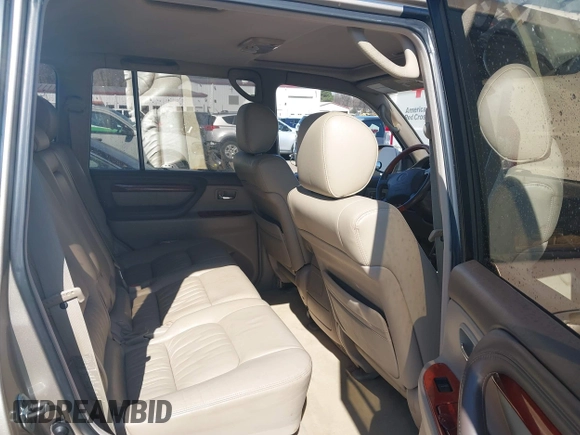2000 Lexus LX 470 with VIN JT6HT00W8Y0118377, listed as a IAAI auction lot 41787649 with 230,442 mi miles and . Bid and sale history available at carsss.com. Image 8.