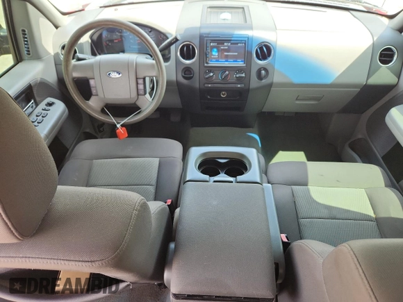 2005 Ford F-150 XLT with VIN 1FTPW12555KE67826, listed as a Copart auction lot 61623865 with 167,089 mi miles and Clean title. Bid and sale history available at DreamBid. Image 8.