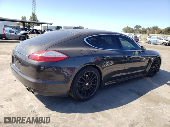 2012 Porsche Panamera S z VIN WP0AB2A70CL060210, wystawiony jako Copart lot #75267644 z przebiegiem 99 227 mil mil oraz Szkoda całkowita • Salvage title. Historia ofert i sprzedaży dostępna na DreamBid. Obrazek 3.