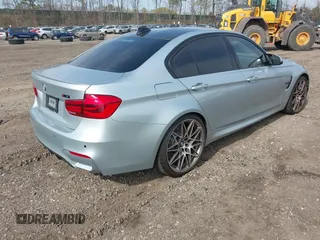 2017 BMW M3 с VIN WBS8M9C55H5G84685, выставлен на аукционе IAAI как лот 41962997 с пробегом 59 838 миль миль и . История ставок и продаж доступна на DreamBid. Изображение 4.
