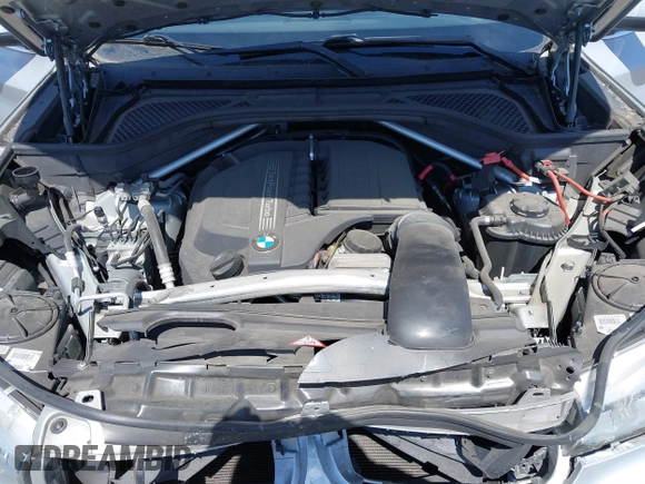 2014 BMW X5 sDrive35i with VIN 5UXKR2C54E0H31217, listed as a IAAI auction lot 41881021 with 163,492 mi miles. Bid and sale history available at carsss.com. Image 10.