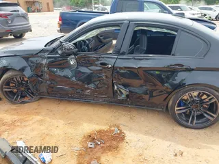 2016 BMW M3 z VIN WBS8M9C52G5D31237, wystawiony jako IAAI lot #42205887 z przebiegiem 106 608 mil mil oraz . Historia ofert i sprzedaży dostępna na DreamBid. Obrazek 6.