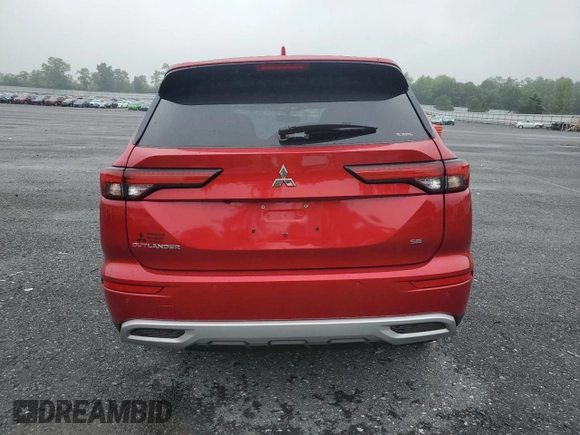 2024 Mitsubishi Outlander SE z VIN JA4J4VA88RZ064039, wystawiony jako Copart lot #58999405 z przebiegiem 24 995 mil mil oraz Szkoda całkowita • Salvage title. Historia ofert i sprzedaży dostępna na DreamBid. Obrazek 6.