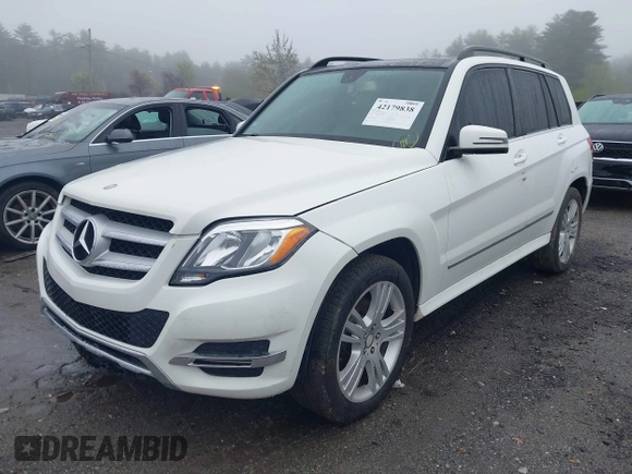 2015 Mercedes-Benz GLK 350 with VIN WDCGG8JB4FG416006, listed as a IAAI auction lot 42179838 with 130,012 mi miles and . Bid and sale history available at DreamBid. Image 2.