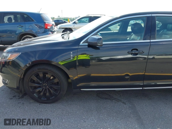 2015 Lincoln MKS с VIN 1LNHL9DK2FG600346, выставлен на аукционе IAAI как лот 42282772 с пробегом 347 761 миль миль и . История ставок и продаж доступна на DreamBid. Изображение 21.