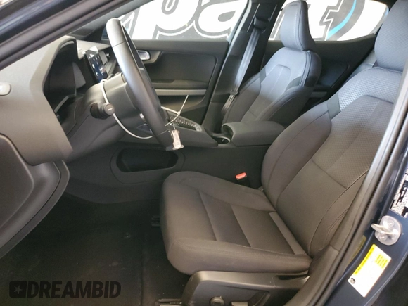 2024 Polestar 2 z VIN YSMFD3KA6RL212939, wystawiony jako Copart lot #48652965 z przebiegiem 40 598 mil mil oraz Tytuł czysty. Historia ofert i sprzedaży dostępna na DreamBid. Obrazek 7.