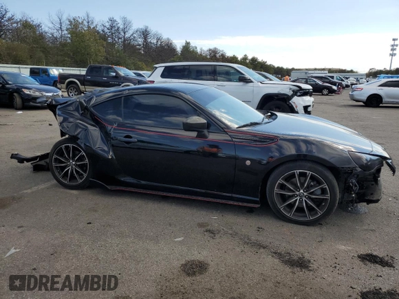 2020 Toyota 86 with VIN JF1ZNAA19L8753348, listed as a Copart auction lot 73401564 with 46,929 mi miles and Salvage Title. Bid and sale history available at carsss.com. Image 4.