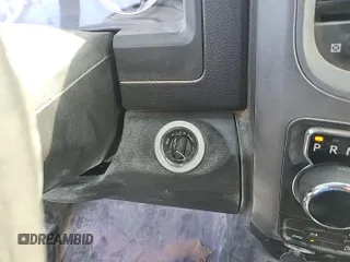 2022 Ram 1500 Tradesman с VIN 3C6RR7KG0NG295501, выставлен на аукционе IAAI как лот 42621107 с пробегом 76 915 миль миль и . История ставок и продаж доступна на DreamBid. Изображение 19.