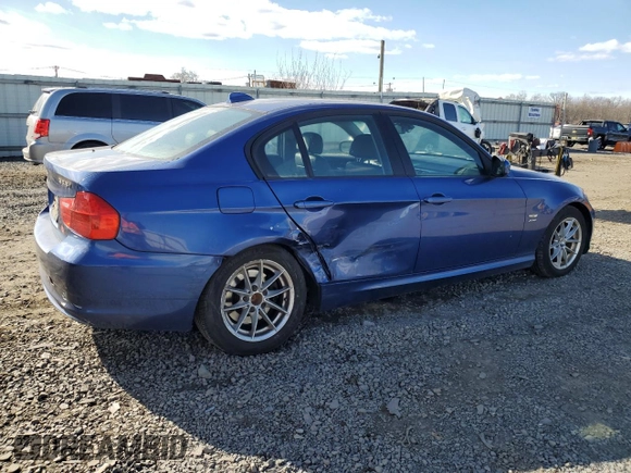 2010 BMW 3 Series 328i xDrive with VIN WBAPK5C53AA652598, listed as a Copart auction lot 47197645 with 127,979 mi miles and Salvage title. Bid and sale history available at DreamBid. Image 3.