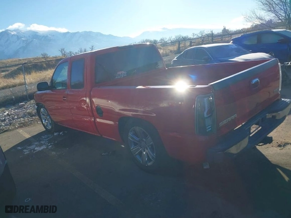 2007 GMC Sierra 1500 Classic SLE1 with VIN 1GTEC19V67Z154073, listed as a IAAI auction lot 41290040 with NaN miles. Bid and sale history available at carsss.com. Image 3.
