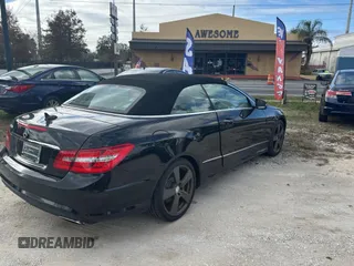 2011 Mercedes-Benz E-Class E 550 with VIN WDDKK7CF1BF095881, listed as a Copart auction lot 87047174 with 120,678 mi miles and Clean Title. Bid and sale history available at carsss.com. Image 4.