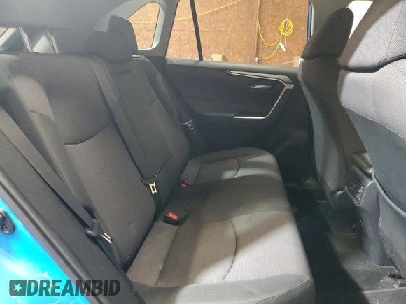 2019 Toyota RAV4 XLE with VIN JTMP1RFV3KJ013180, listed as a Copart auction lot 52888135 with 91,734 mi miles and Salvage Title. Bid and sale history available at carsss.com. Image 12.