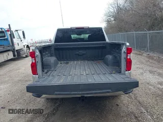 2021 Chevrolet Silverado 1500 LT with VIN 1GCUYDED8MZ188894, listed as a IAAI auction lot 41702619 with 48,604 mi miles. Bid and sale history available at carsss.com. Image 17.