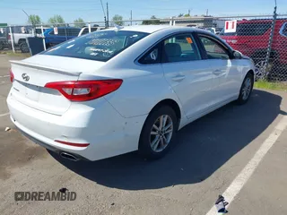 2017 Hyundai Sonata 2.4L with VIN 5NPE24AF6HH565572, listed as a IAAI auction lot 41968741 with Not Provided miles and . Bid and sale history available at carsss.com. Image 4.