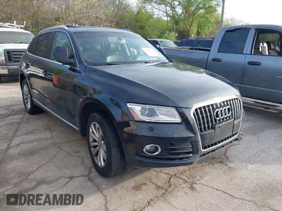 2014 Audi Q5 Premium Plus with VIN WA1LFAFP2EA094299, listed as a IAAI auction lot 41902914 with 131,422 mi miles. Bid and sale history available at carsss.com. Image 1.