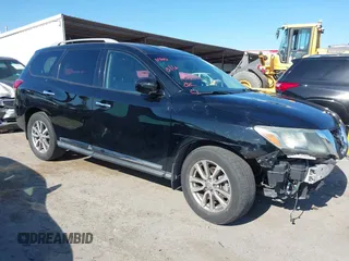 2014 Nissan Pathfinder S z VIN 5N1AR2MN5EC734033, wystawiony jako IAAI lot #42288433 z przebiegiem 96 280 mil mil oraz . Historia ofert i sprzedaży dostępna na DreamBid. Obrazek 1.