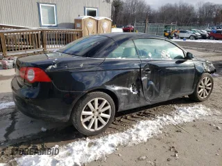 2007 Volkswagen Eos 2.0T with VIN WVWFA71F67V037800, listed as a Copart auction lot 83489074 with 114,727 mi miles and Salvage Title. Bid and sale history available at DreamBid. Image 3.