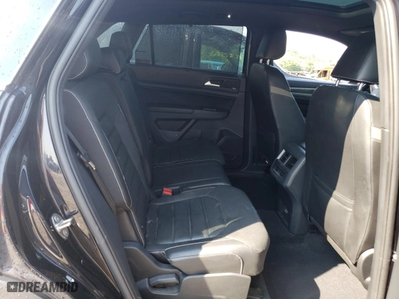 2020 Volkswagen Atlas Cross Sport 3.6L V6 SEL Premium with VIN 1V2NE2CA8LC230880, listed as a Copart auction lot 61774633 with 56,918 mi miles. Bid and sale history available at carsss.com. Image 11.