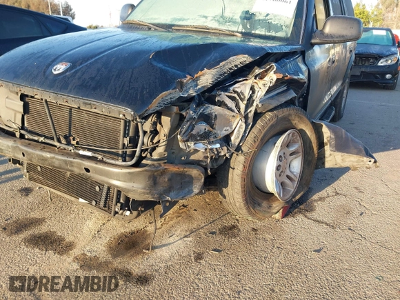 2002 Dodge Durango z VIN 1B4HR48N32F151931, wystawiony jako IAAI lot #41760061 z przebiegiem Nie podano mil oraz . Historia ofert i sprzedaży dostępna na DreamBid. Obrazek 6.