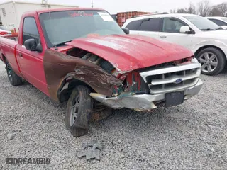 2000 Ford Ranger XL with VIN 1FTYR10C7YTA56021, listed as a IAAI auction lot 41545907 with 319,850 mi miles. Bid and sale history available at carsss.com. Image 6.