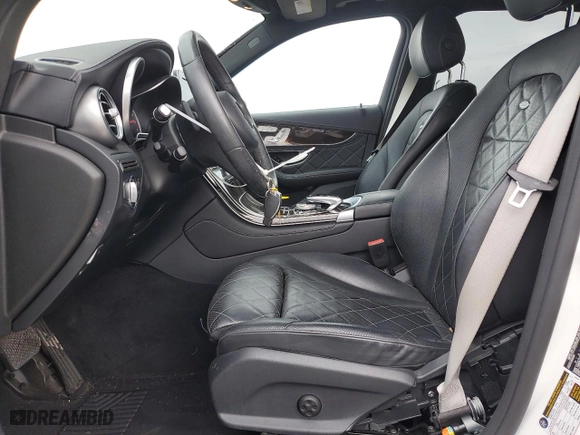 2016 Mercedes-Benz GLC with VIN WDC0G4JB2GF086156, listed as a Copart auction lot 49262555 with 70,903 mi miles and Salvage Title. Bid and sale history available at carsss.com. Image 5.