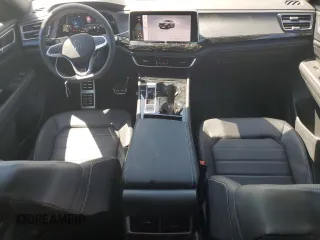 2024 Volkswagen Atlas SEL R-Line with VIN 1V2AE2CA5RC235798, listed as a Copart auction lot 64090595 with 1,310 mi miles and Salvage title. Bid and sale history available at DreamBid. Image 8.