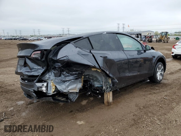 2024 Tesla Model Y Long Range с VIN 7SAYGDEE3RF994655, выставлен на аукционе Copart как лот 54923465 с пробегом 13 396 миль миль и Списание • Salvage title. История ставок и продаж доступна на DreamBid. Изображение 3.