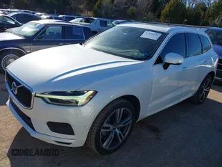 2018 Volvo XC60 Momentum with VIN YV4A22RK8J1004594, listed as a IAAI auction lot 41194134 with 82,771 mi miles and . Bid and sale history available at DreamBid. Image 17.