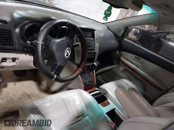 2004 Lexus RX 330 z VIN JTJHA31U640018394, wystawiony jako IAAI lot #42287633 z przebiegiem 200 999 mil mil oraz . Historia ofert i sprzedaży dostępna na DreamBid. Obrazek 5.