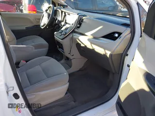 2018 Toyota Sienna L with VIN 5TDZZ3DC4JS956096, listed as a IAAI auction lot 41244790 with 94,072 mi miles and . Bid and sale history available at DreamBid. Image 5.