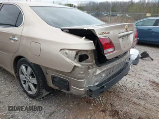 2005 Lexus ES 350 with VIN JTHBA30G655068834, listed as a IAAI auction lot 41681289 with 181,681 mi miles and . Bid and sale history available at DreamBid. Image 6.