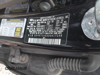 2013 Kia Sorento LX with VIN 5XYKTCA66DG417238, listed as a IAAI auction lot 41992513 with 166,134 mi miles. Bid and sale history available at carsss.com. Image 9.