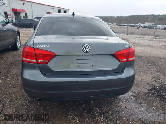 2013 Volkswagen Passat SE с VIN 1VWBH7A34DC144185, выставлен на аукционе IAAI как лот 41930972 с пробегом 232 679 миль миль и . История ставок и продаж доступна на DreamBid. Изображение 17.