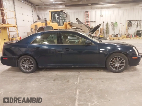 2005 Cadillac STS with VIN 1G6DC67AX50201697, listed as a IAAI auction lot 41822466 with 122,089 mi miles. Bid and sale history available at carsss.com. Image 13.