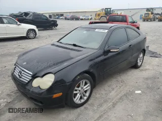 2002 Mercedes-Benz C 230/260/280/320 with VIN WDBRN47J62A348203, listed as a Copart auction lot 54551994 with 196,997 mi miles and Salvage Title. Bid and sale history available at DreamBid. Image 1.