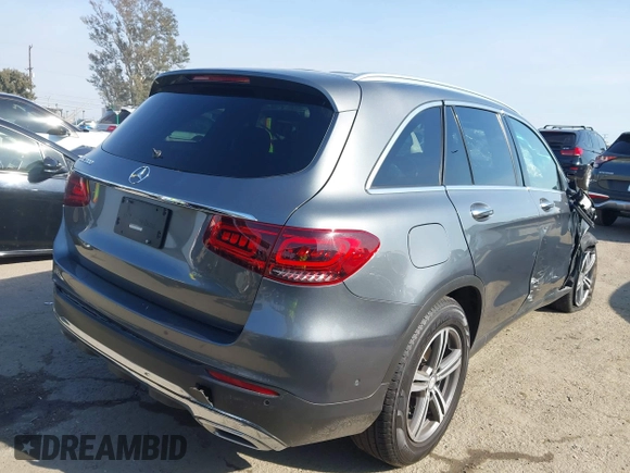 2020 Mercedes-Benz GLC 300 z VIN W1N0G8DB4LF802826, wystawiony jako IAAI lot #41831727 z przebiegiem 59 211 mil mil oraz . Historia ofert i sprzedaży dostępna na DreamBid. Obrazek 4.