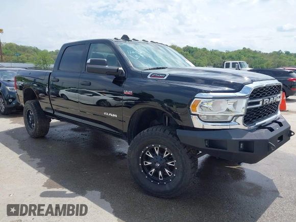 2020 Ram 2500 Tradesman with VIN 3C6UR5CJXLG267291, listed as a IAAI auction lot 42002310 with 89,706 mi miles and . Bid and sale history available at DreamBid. Image 1.
