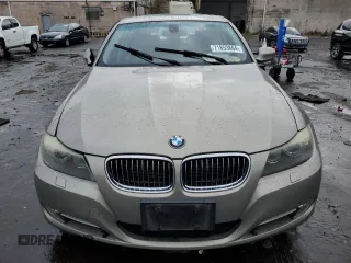2010 BMW 3 Series 335i xDrive z VIN WBAPL3C54AA408833, wystawiony jako Copart lot #71853864 z przebiegiem Nie podano mil oraz Szkoda całkowita • Salvage title. Historia ofert i sprzedaży dostępna na DreamBid. Obrazek 5.