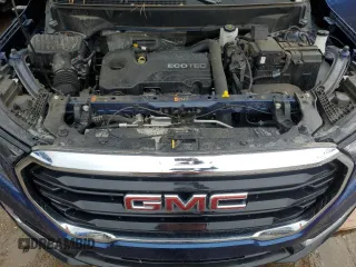 2022 GMC Terrain SLE with VIN 3GKALMEV8NL298044, listed as a Copart auction lot 60679945 with 68,814 mi miles and Salvage title. Bid and sale history available at DreamBid. Image 12.