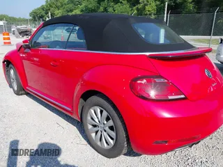 2019 Volkswagen Beetle S with VIN 3VW5DAAT7KM510898, listed as a IAAI auction lot 42567677 with Not provided miles and . Bid and sale history available at DreamBid. Image 3.