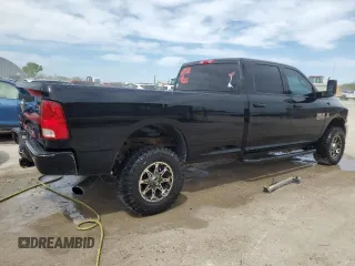 2014 Ram 2500 Tradesman z VIN 3C6UR5HL4EG173873, wystawiony jako Copart lot #55345715 z przebiegiem 299 713 mil mil oraz Czysty tytuł • Clean title. Historia ofert i sprzedaży dostępna na DreamBid. Obrazek 3.
