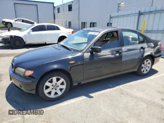 2005 BMW 3 Series 325i with VIN WBAAZ33445KP92222, listed as a Copart auction lot 64078065 with 206,211 mi miles and Clean title. Bid and sale history available at DreamBid. Image 1.