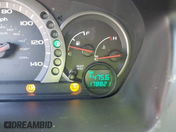 2005 Honda Pilot EX with VIN 5FNYF18485B038504, listed as a IAAI auction lot 42014126 with 178,821 mi miles. Bid and sale history available at carsss.com. Image 7.