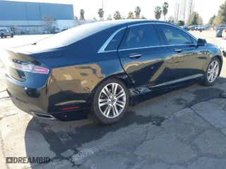 2015 Lincoln MKZ Hybrid with VIN 3LN6L2LU5FR610749, listed as a IAAI auction lot 41548461 with 222,632 mi miles. Bid and sale history available at carsss.com. Image 4.