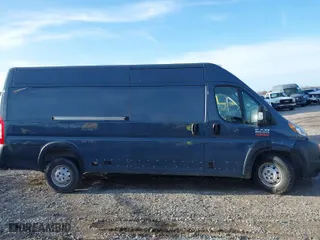 2021 Ram ProMaster Cargo Van with VIN 3C6MRVJG4ME586433, listed as a IAAI auction lot 40091311 with 5,052 mi miles. Bid and sale history available at carsss.com. Image 13.