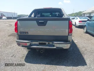 2004 Chevrolet Avalanche Z71 with VIN 3GNEK12T54G300283, listed as a IAAI auction lot 42662465 with 187,834 mi miles and . Bid and sale history available at DreamBid. Image 17.