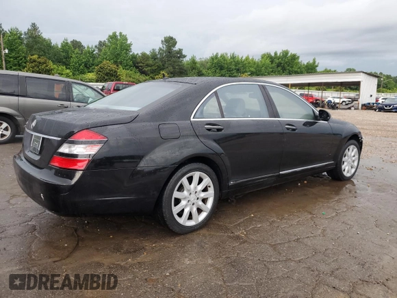 2007 Mercedes-Benz S 550 z VIN WDDNG71X77A044500, wystawiony jako Copart lot #61194905 z przebiegiem 114 982 mil mil oraz Szkoda całkowita • Salvage title. Historia ofert i sprzedaży dostępna na DreamBid. Obrazek 3.